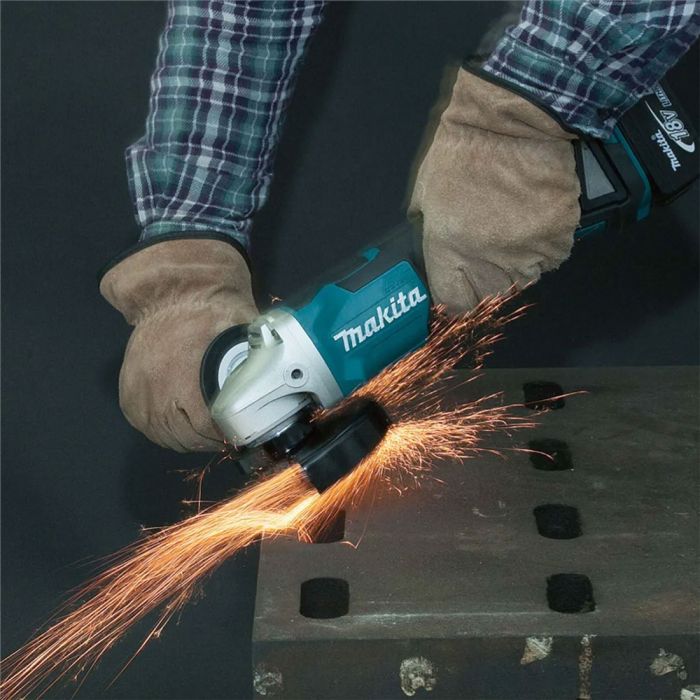 Makita DGA452Z 18V LXT Cordless Angle Grinder β Body Only, Lightweight Cutting Tool