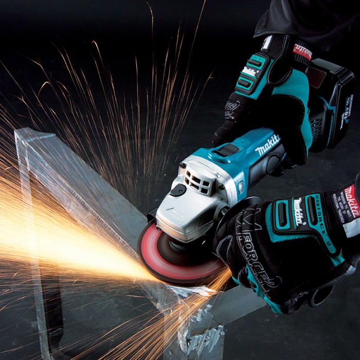 Makita DGA452Z 18V LXT Cordless Angle Grinder – Body Only, Lightweight Cutting Tool